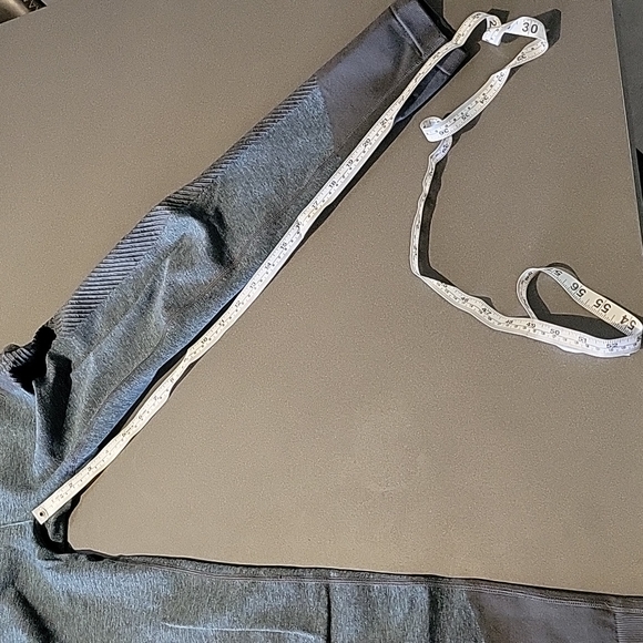 Fabletics Legging - Picture 7 of 8